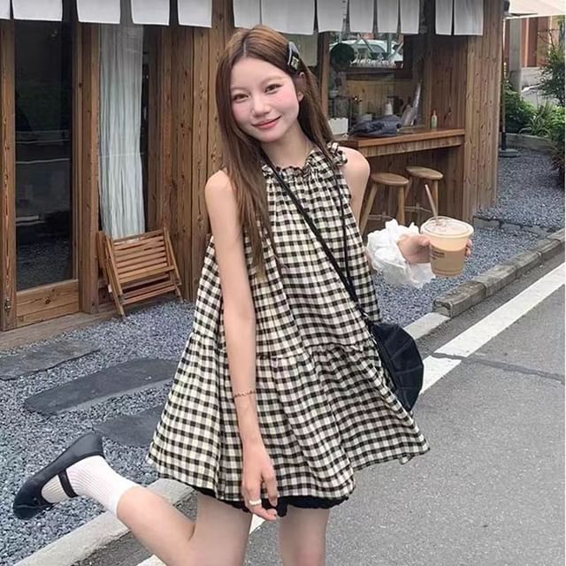 Everose-Halter Plaid Flowy Long Tank Top