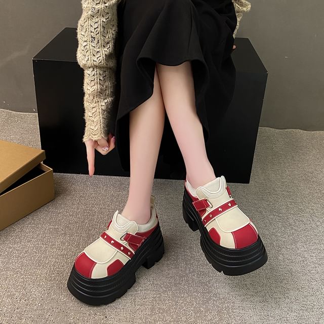 Sleeko-Platform Adhesive Strap Faux Leather Shoes