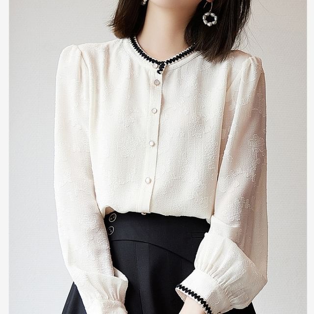 Jeonseon-Long-Sleeve Crew Neck Contrast Trim Blouse