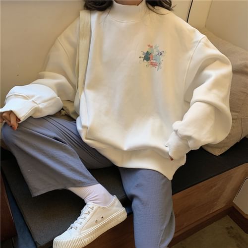 Juku Girls - Printed Oversized Mock-Neck Sweatshirt