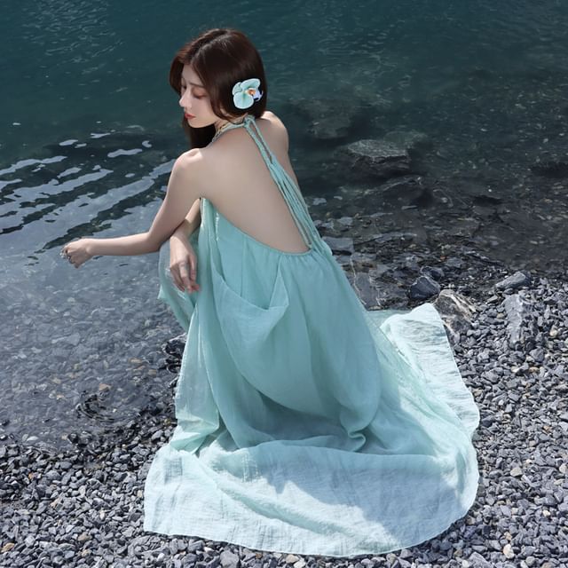 Moanum-Halter Plain Maxi Sundress