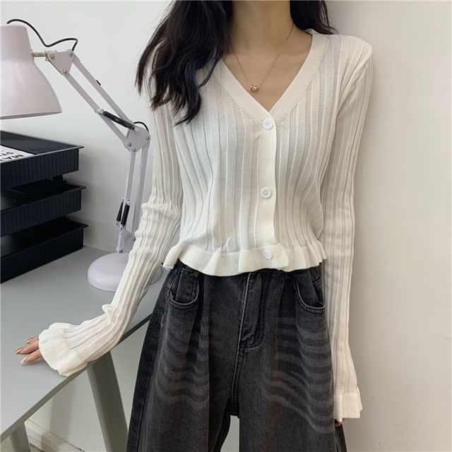 Sisyphi-V-Neck Ruffle Trim Button-Up Plain Crop Cardigan