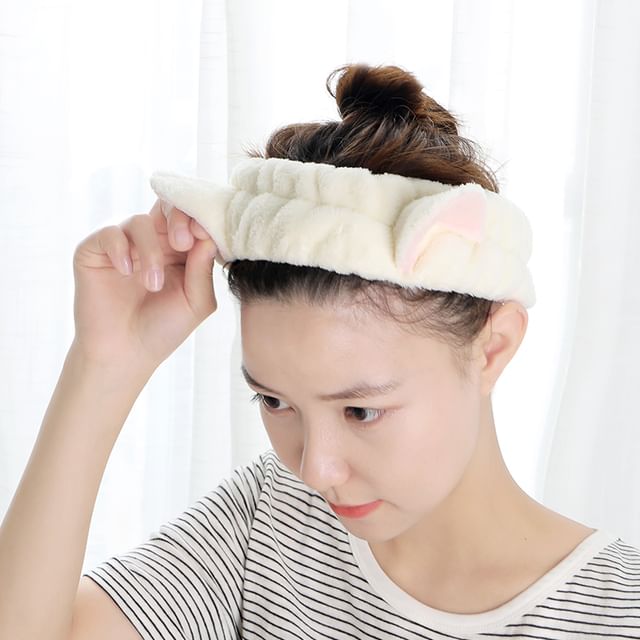 Yulu - Chenille Cat Ear Face Wash Headband