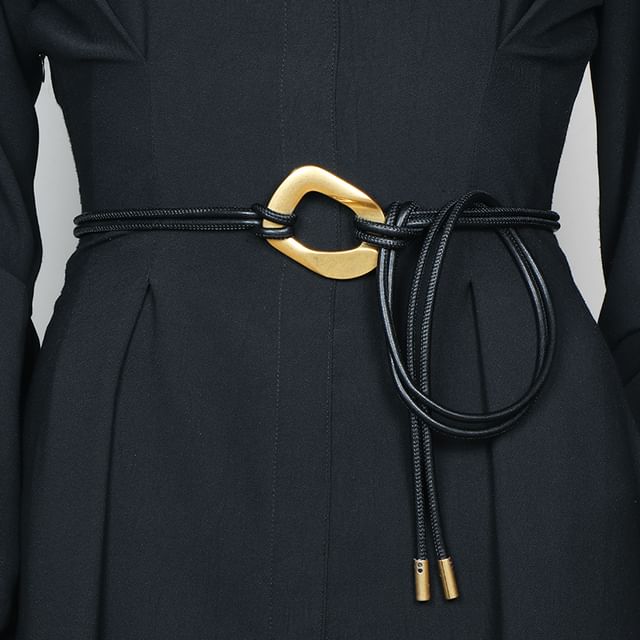 Poyol-Irregular Buckled Faux Leather String Belt