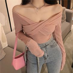 WEGGE - Twist Off-Shoulder Knit Top WEGGE - Twist Off-Shoulder Knit Top