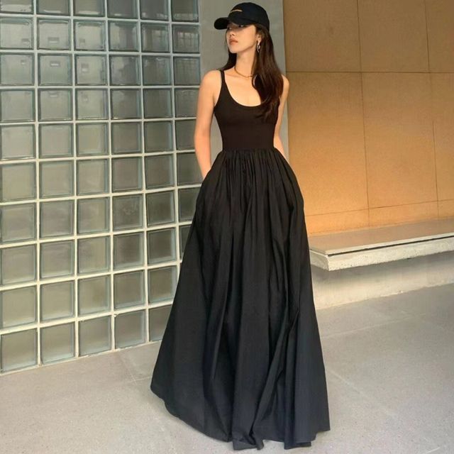 Everose-Spaghetti Strap Scoop Neck Plain Maxi A-Line Dress
