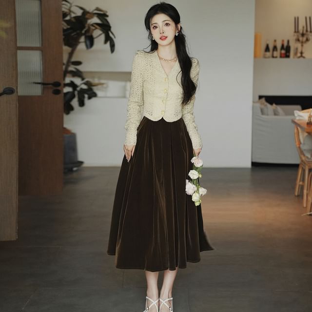 Nebbia Set: Long-Sleeve V-Neck Lace Top High Waist Velvet Midi
