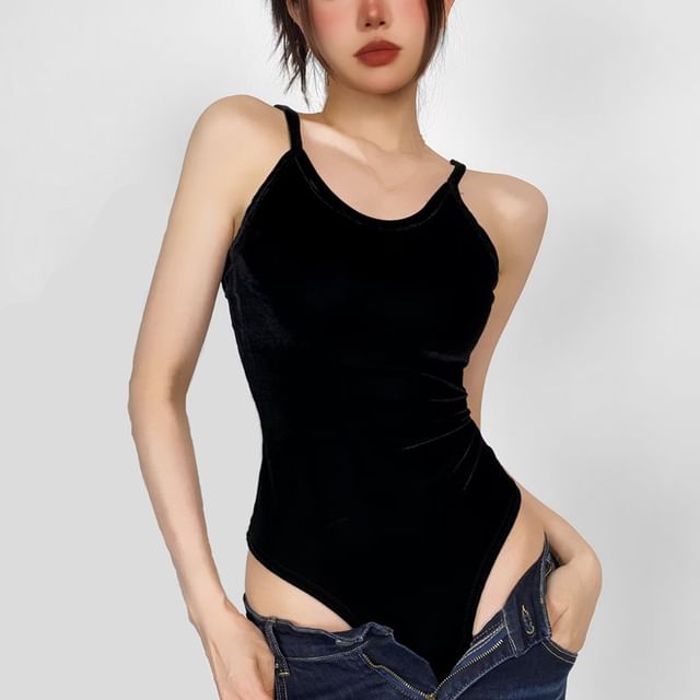Hollahop-Spaghetti Strap Scoop Neck Plain Bodysuit Top