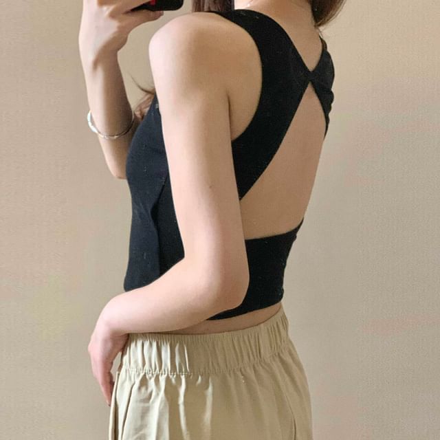 camikiss-Plain Open Back Tank Top