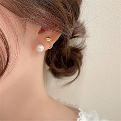 Diplet - Faux Pearl Earring Diplet - Faux Pearl Earring