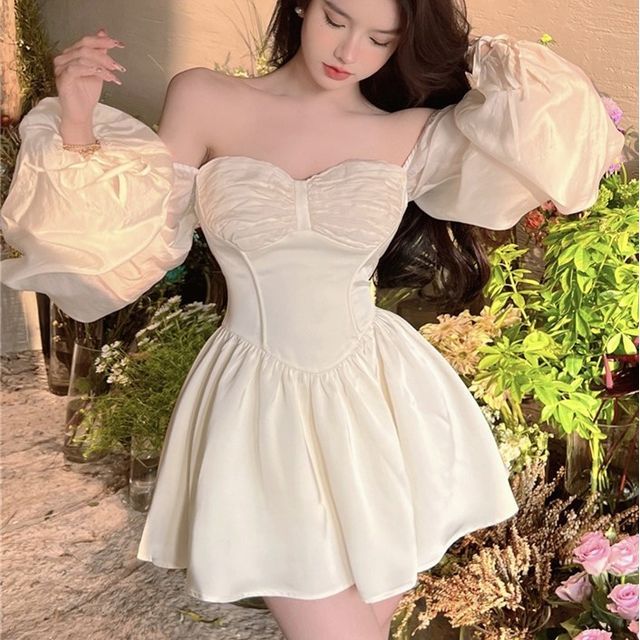 a line vs ball gown dress Andrea and Leo WL032 Long Prom Dress Off White / 10