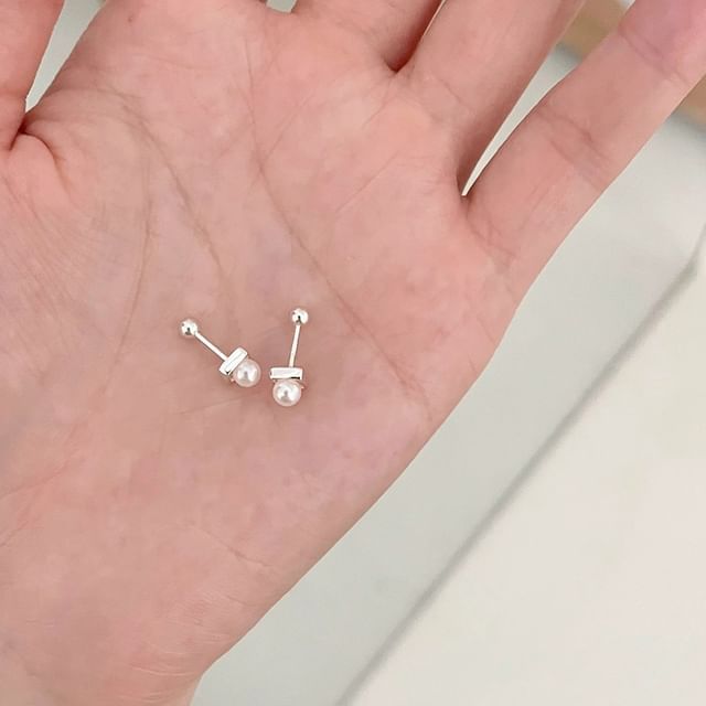 Dashiro-Faux Pearl Ear Stud