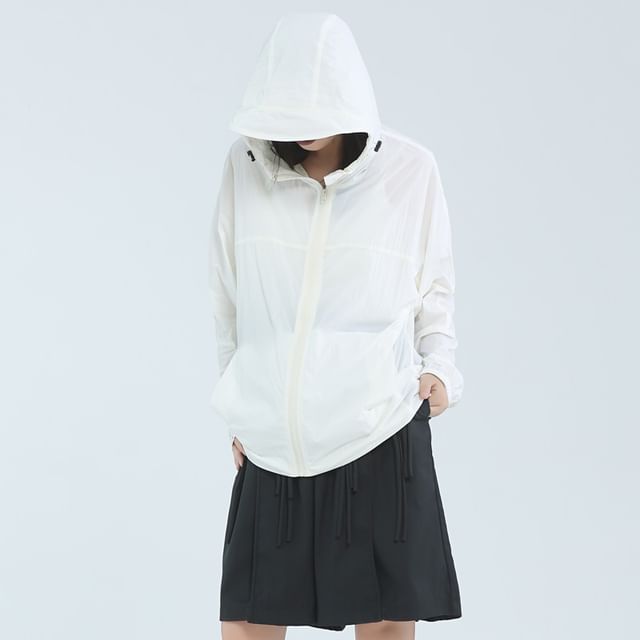 SIMPLE BLACK-Hooded Plain Zip Jacket