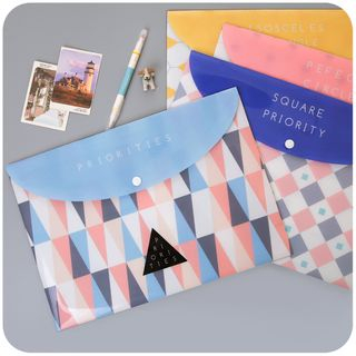 Momoi-Patterned Translucent A4 Folder