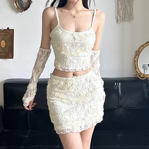 3D Flower Lace Crop Camisole Top / Low Waist Plain Mini Pencil Skirt