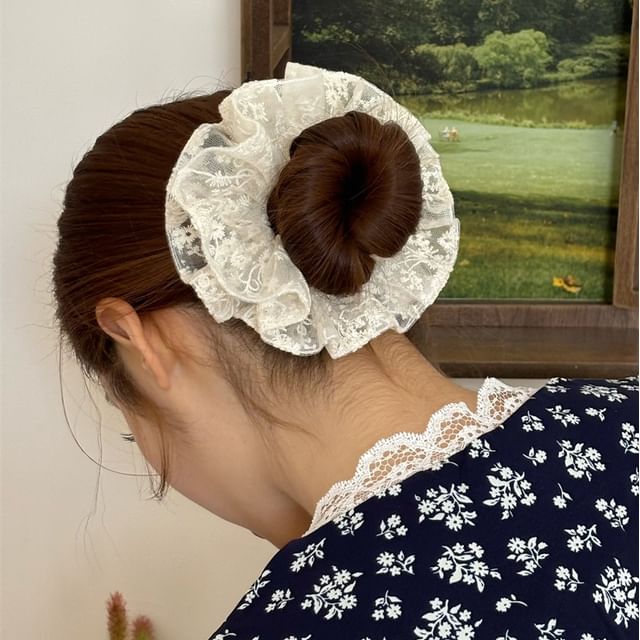 Allyrinta-Lace Scrunchie