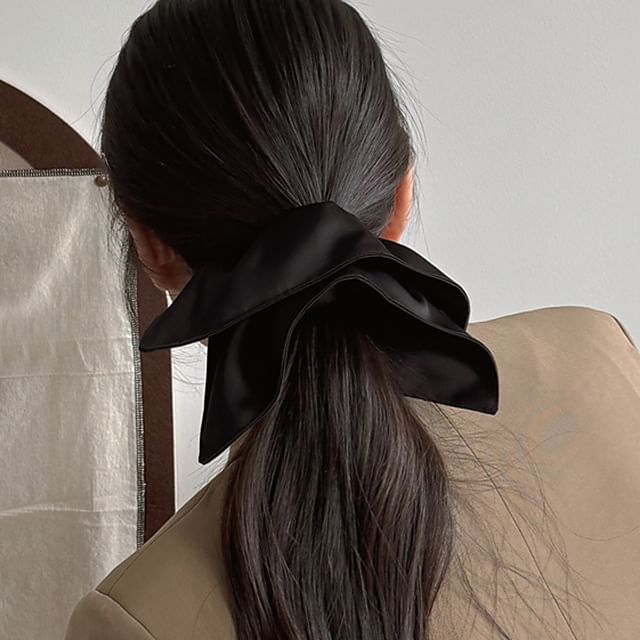 Allyrinta-Plain Satin Scrunchie