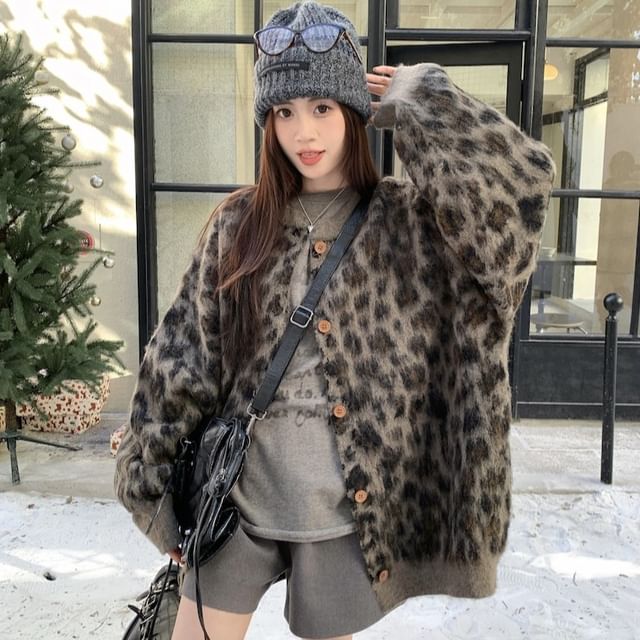 JVL-Leopard Print Oversized Cardigan