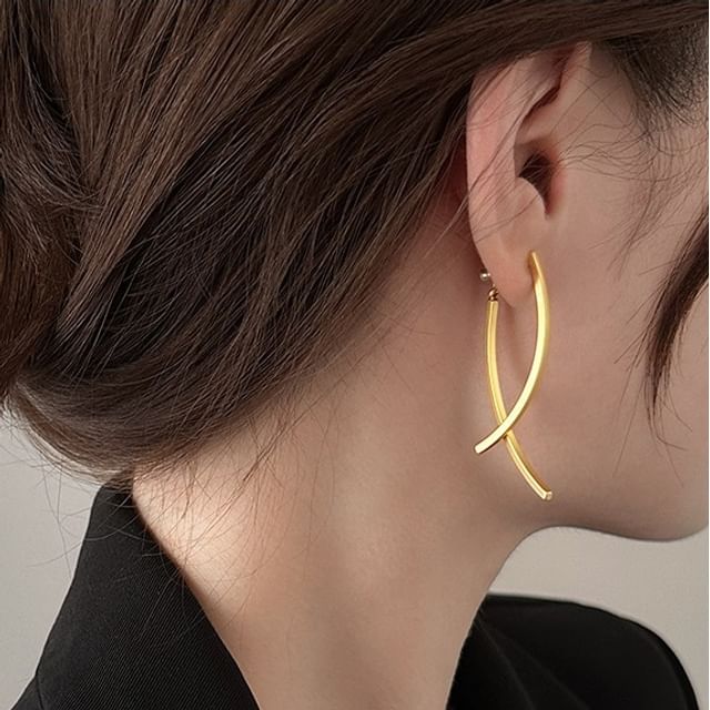 Jael-Curve Alloy Dangle Earring