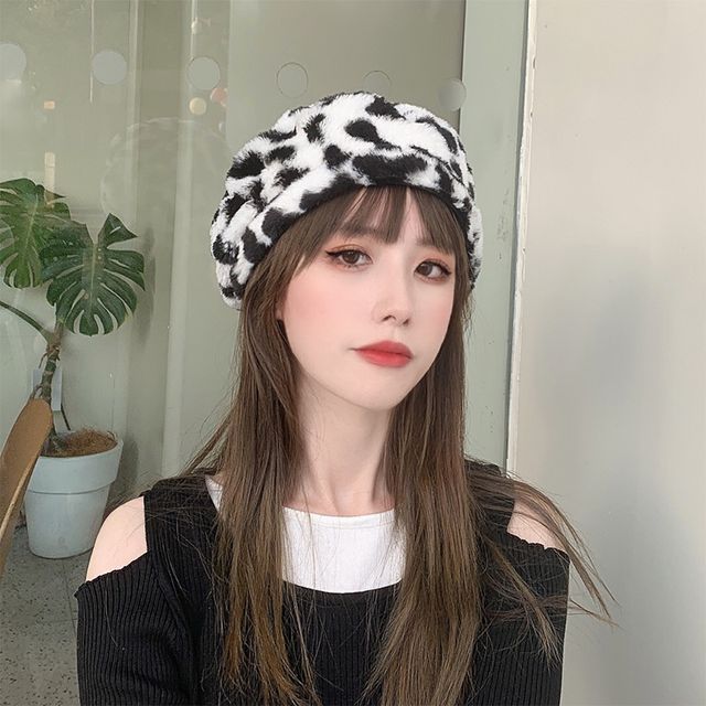 patterned beret