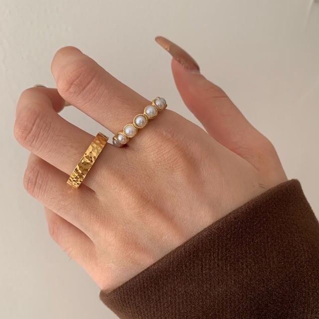 Betsuno-Faux Pearl Metal Ring