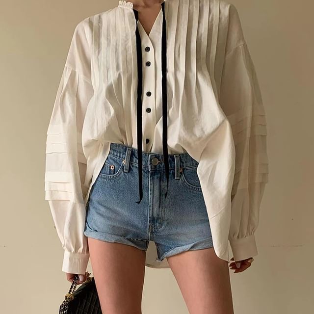 Coris-Puff-Sleeve V-Neck Plain Button-Up Blouse