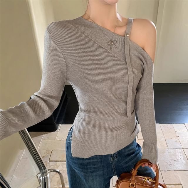 Allinya-Long-Sleeve Cold Shoulder Plain Knit Top