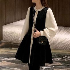Jizoo - Two Tone Mini A-Line Sweater Dress Jizoo - Two Tone Mini A-Line Sweater Dress