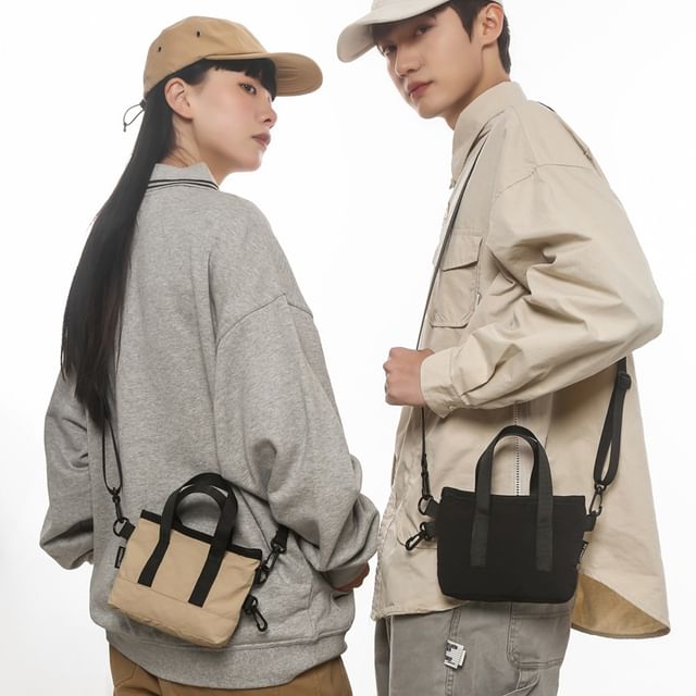 Hikuozy-Panel Nylon Crossbody Bag