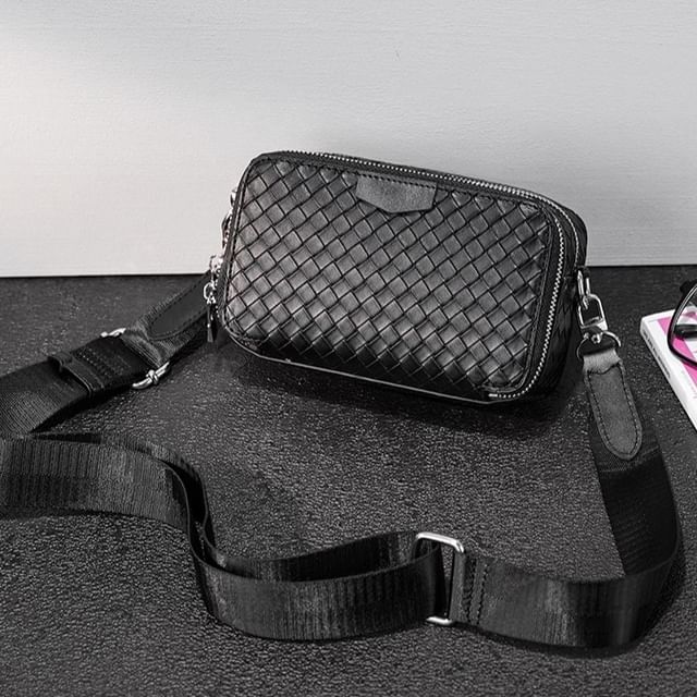 BagBuzz-Woven Crossbody Bag