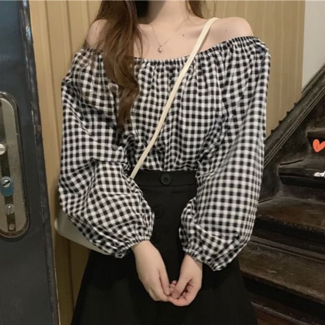 Sisyphi-Long-Sleeve Off Shoulder Gingham Button Blouse
