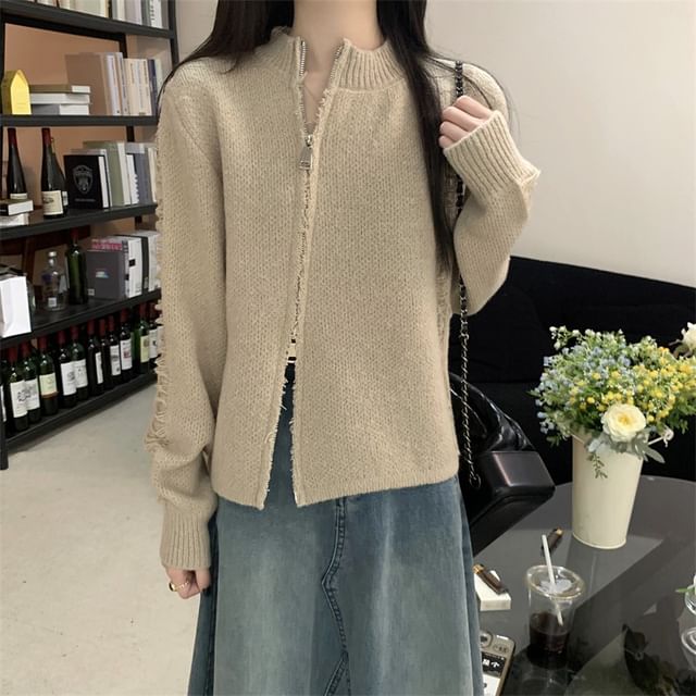 Magimomo-Round Neck Plain Distressed Zip Cardigan