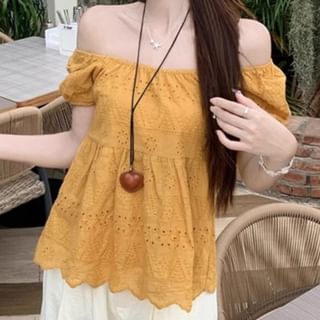 Trendycas-Short-Sleeve Off Shoulder Plain Blouse