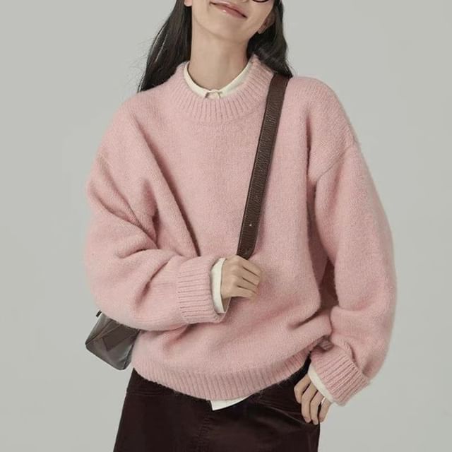 Hevnir-Round Neck Plain Sweater