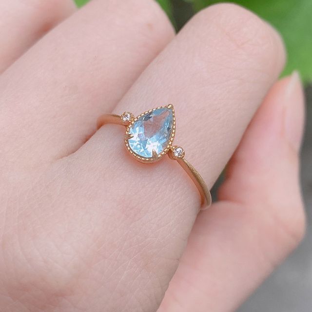 DECADES-Rhinestone Ring
