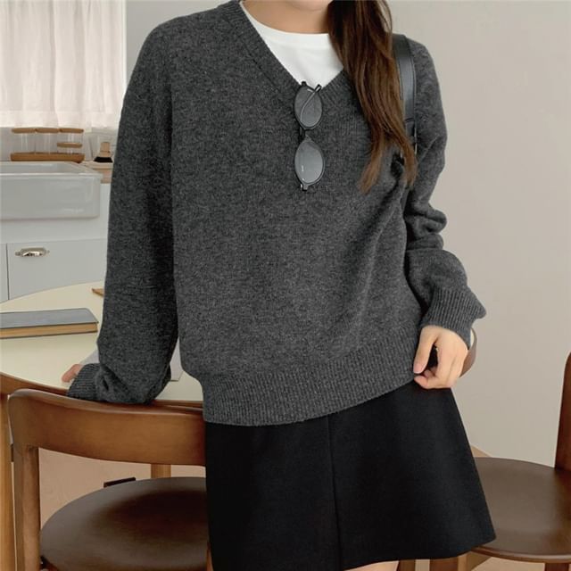 Amyway-Drop Shoulder V-Neck Plain Sweater