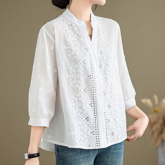 Supernova - Puff-Sleeve V-Neck Floral Embroidered Blouse | YesStyle