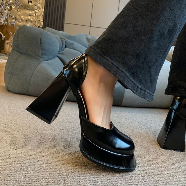 clog & wings Block Heel D'Orsay Pumps YesStyle