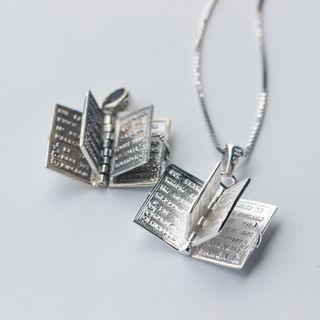 Unique Labyrinth Movie Character Book Charm Necklace