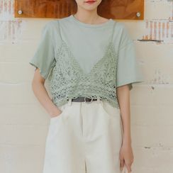 Wezal - Set: Short-Sleeve T-Shirt + Lace Camisole Top