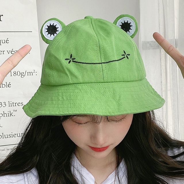 yesstyle frog bucket hat