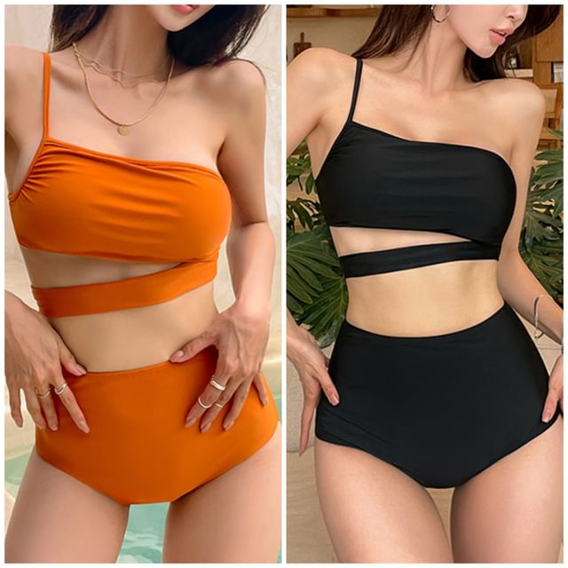 CUCURBIT-Set One-Shoulder Plain Cutout Tankini Top Bottom