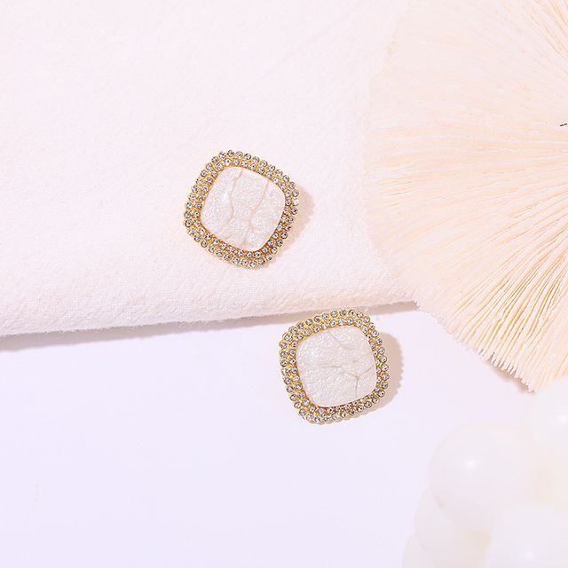 Gaya-Rhinestone Stud Earring