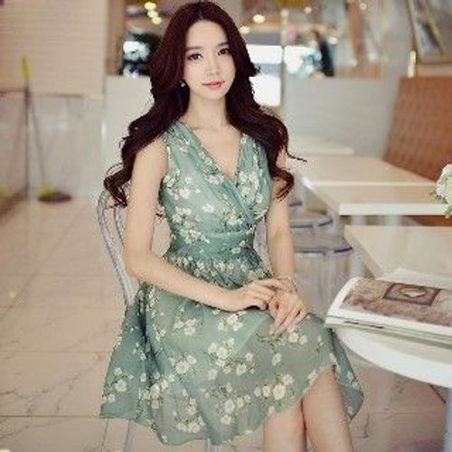 Dabuwawa - Sleeveless Floral Dress | YesStyle