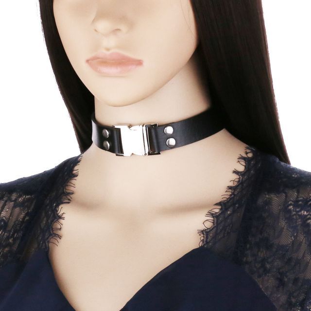 SURELIN-Buckled Faux Leather Choker