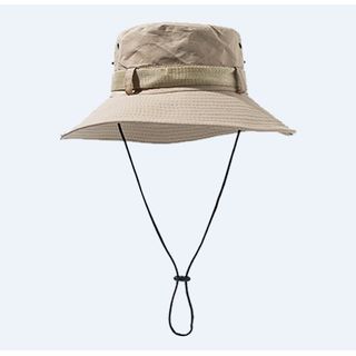 plain bucket hat with string