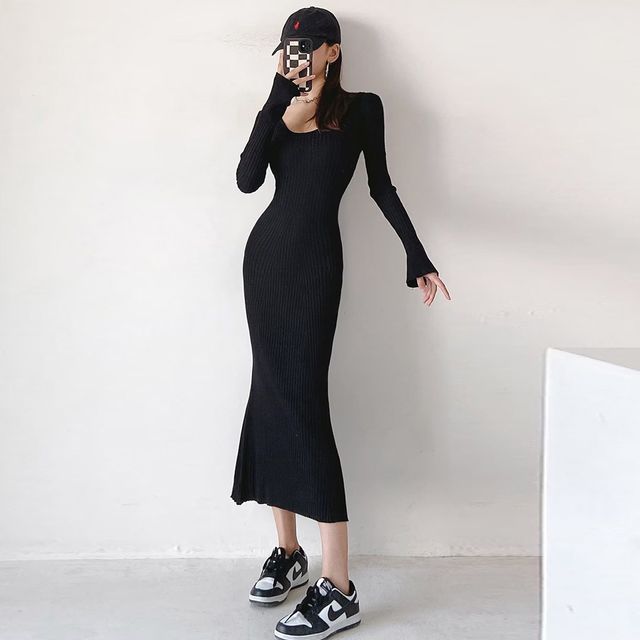 green emerald velvet dress Women's Satin Off-Shoulder Slim-Fit Maxi Dress main image 0