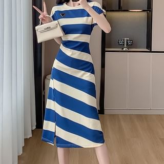 Aurora Short-Sleeve Crew Neck Striped Side-Slit Midi T-Shirt Dress Sale