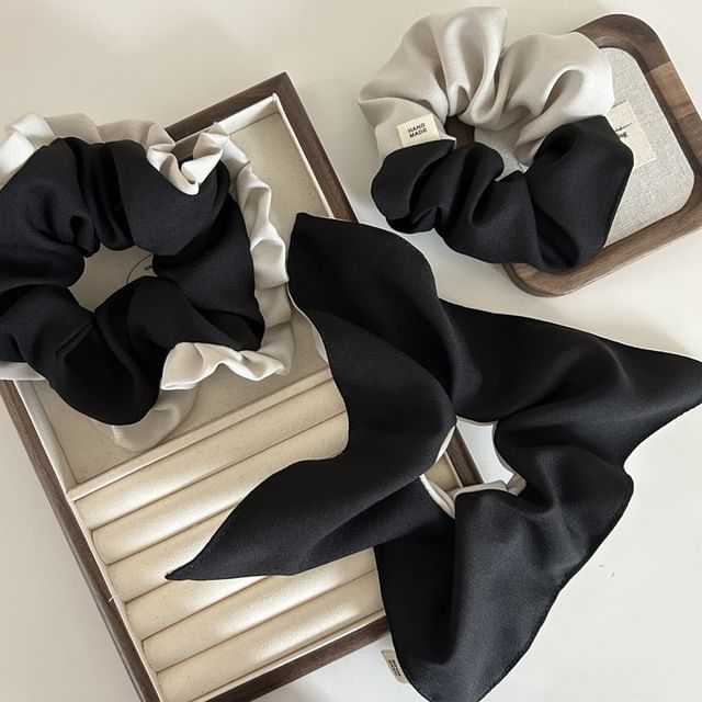 enthice-Panel Square Scrunchie Panel Scrunchie Contrast Trim Scrunchie