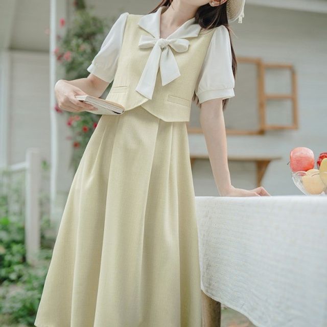 GOLDSTITCH Summer Dress For Women - Short Sleeve, V Neck, Smocked High Waist, Flowy Midi, 95% Polyester
